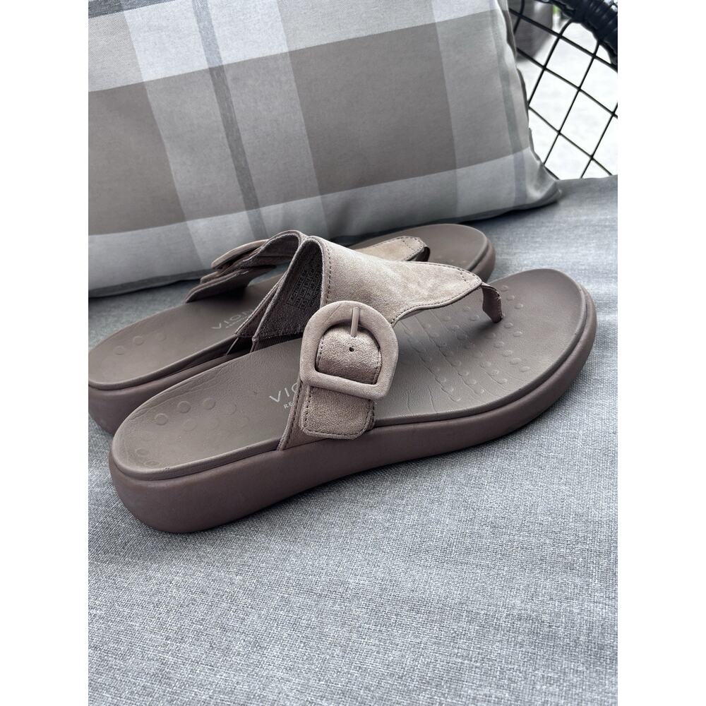 Vionic Activate RX Suede Taupe Thong Slip On Sandals Women’s Sz 9.5 Arch Support - Picture 3 of 7